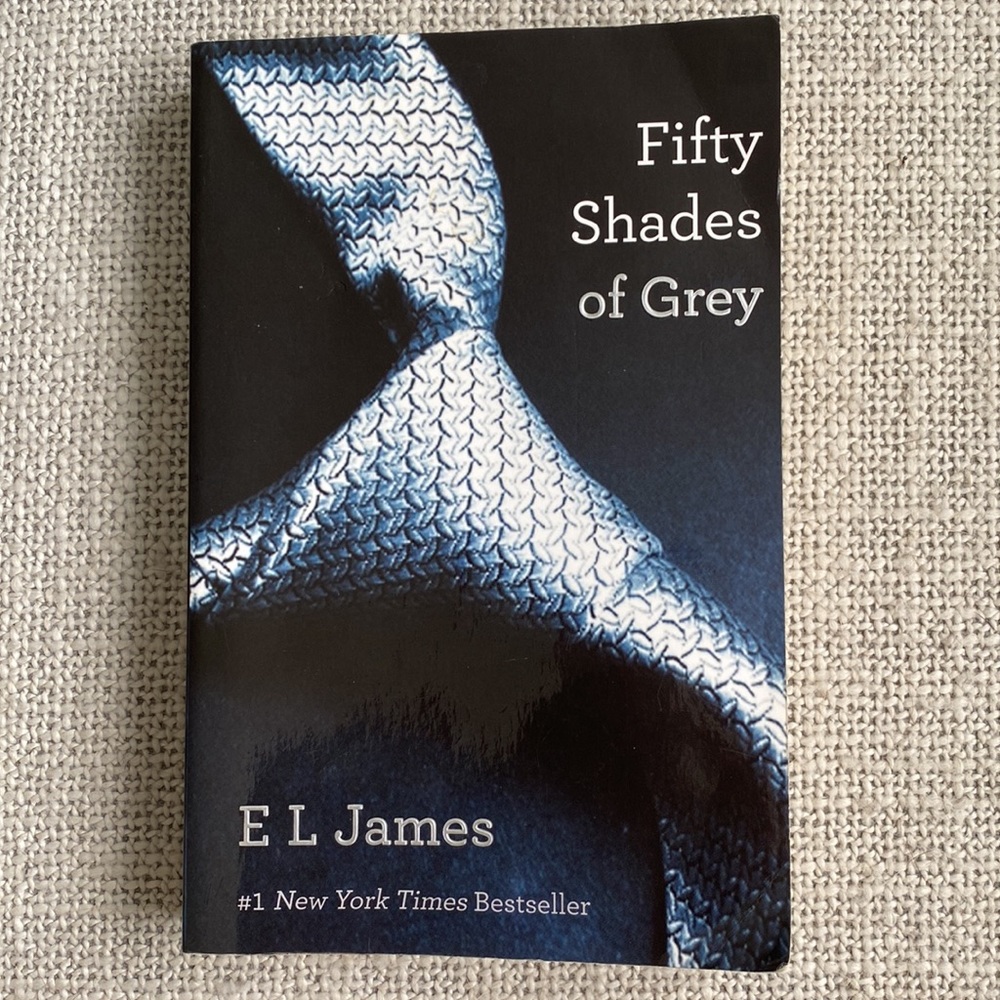50 Shades of Grey Trilogy - Picture 2 of 7